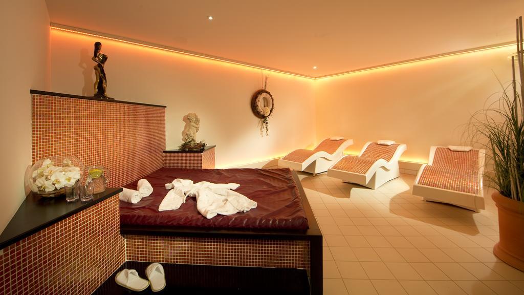Hotel Seeblick Goldegg Kültér fotó